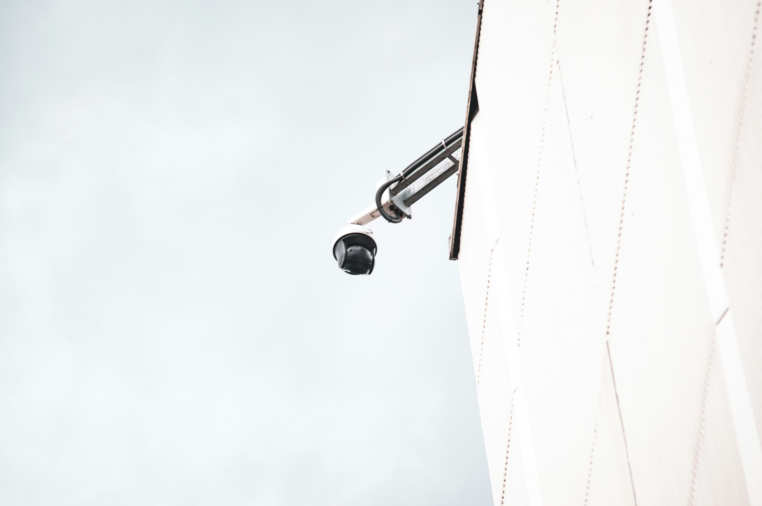 ondrej-supitar-znYf270Nc2c-unsplash